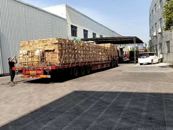 如何选择一个优质的涤纶丝供应商？